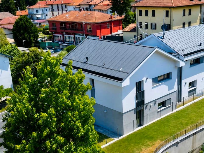 Appartamento trilocale in vendita in Via Giacomo Leopardi, Centro, Olgiate Comasco