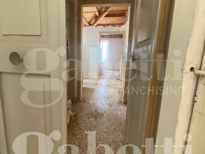 Appartamento quadrilocale in vendita in Via Don Minzoni, Centro, Macerata