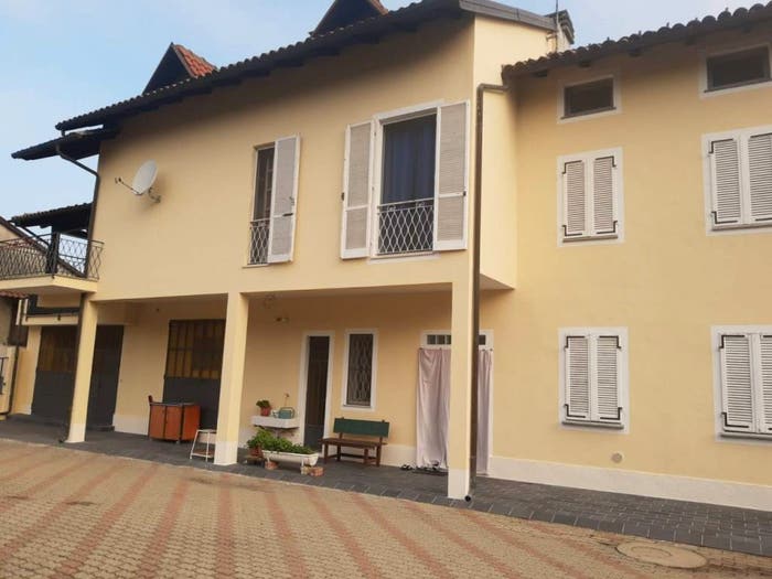 Casa con 6 locali in vendita in VINCOLO CAMBI, Fontanetto Po