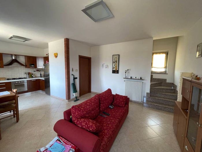 Casa quadrilocale in vendita in Via Vecchia Alessandria, Litta Parodi, Alessandria