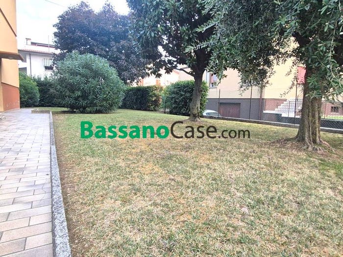 Appartamento con 6 locali in vendita in Via Daniele Manin, Centro, Bassano del Grappa