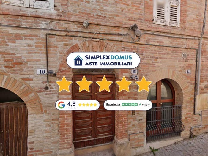 Casa con 6 locali in vendita in Via Roma, San Vittoria In Matenano, Santa Vittoria in Matenano