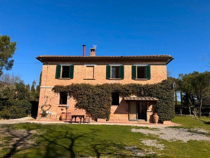 Casa con 6 locali in vendita in Str di Leonina, Asciano