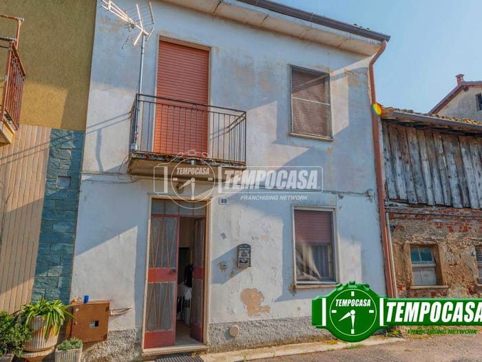 Casa bilocale in vendita in Via Borgo, Centro, Marcignago
