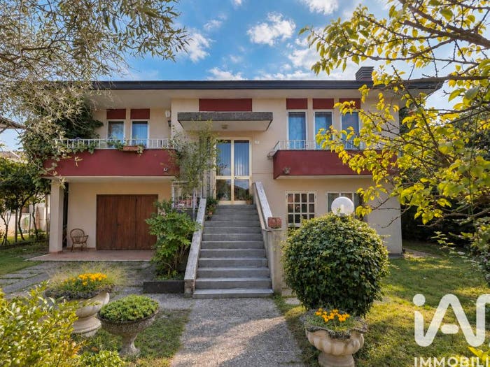 Casa con 5 locali in vendita in Via pana, Noventa, Noventa Padovana