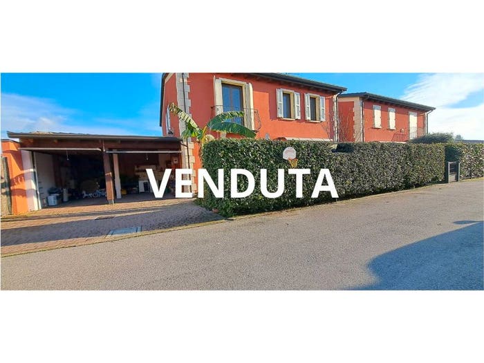 Casa quadrilocale in vendita in Via Bettola, Finale Emilia