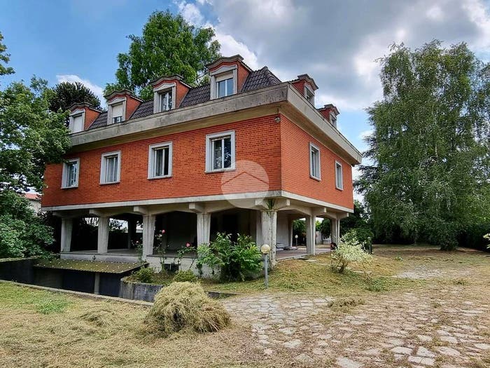 Casa con 6 locali in vendita in Via Ivrea, Borgomasino