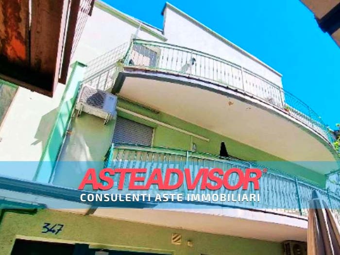 Appartamento con 6 locali in vendita in Via Portici, Centro, Merano