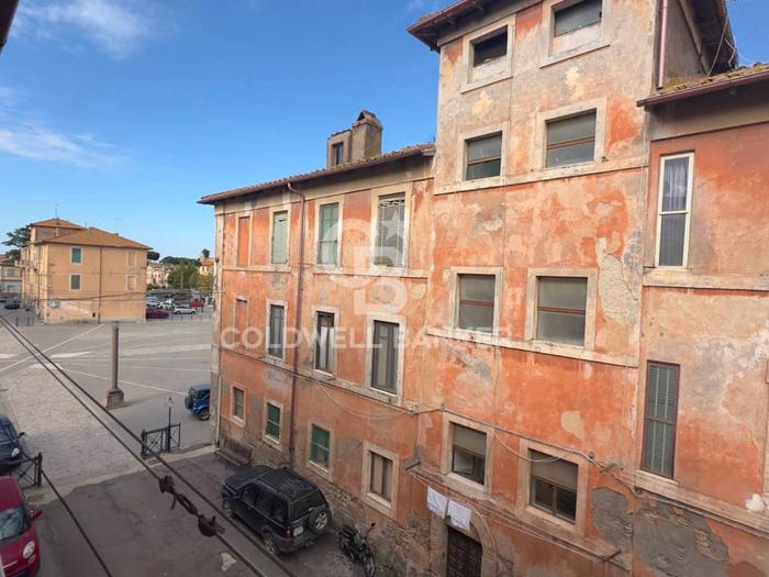 Appartamento trilocale in vendita in Largo Cesare Battisti, Monte Romano