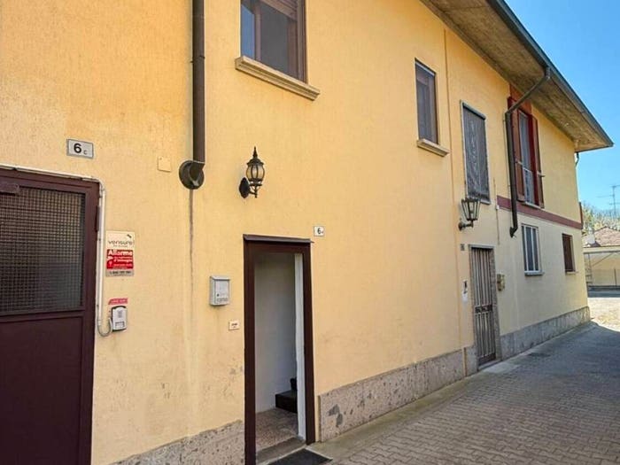 Appartamento bilocale in vendita in via roma, Centro, San Genesio ed Uniti