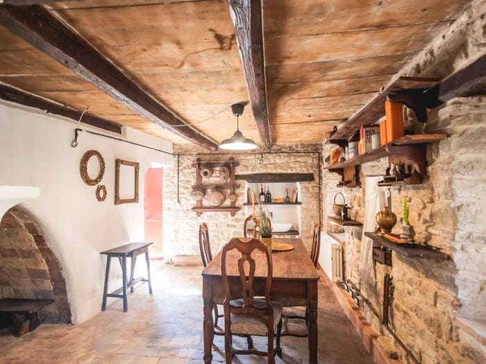 Casa con 6 locali in vendita in Via Castello, Mercatino Conca