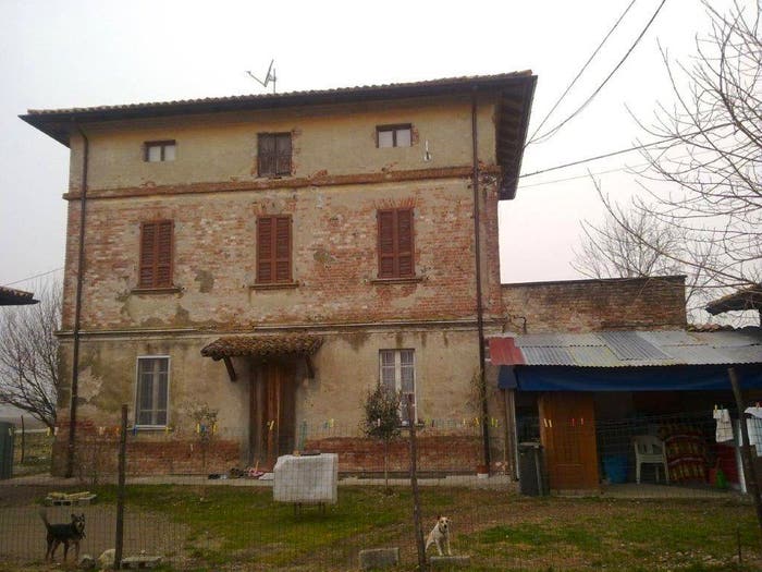 Casa con 6 locali in vendita in Strada Santa Dorotea, Cadeo