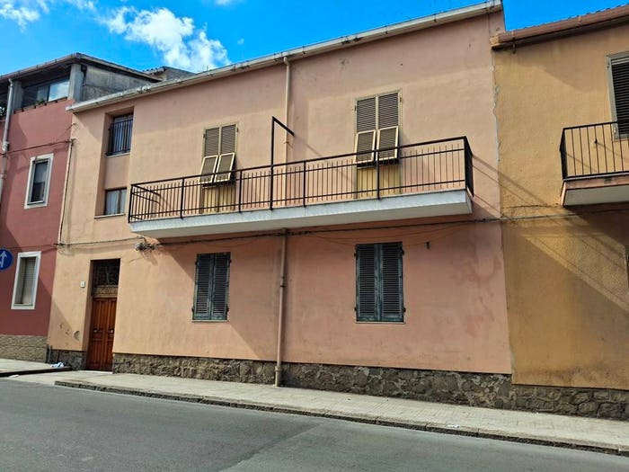 Appartamento con 5 locali in vendita in Via Leonardo da Vinci, Pivarada, Alghero