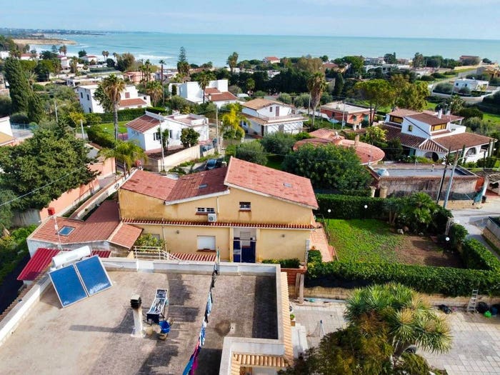 Casa in vendita in Via dei Nuri, Gallina, Avola