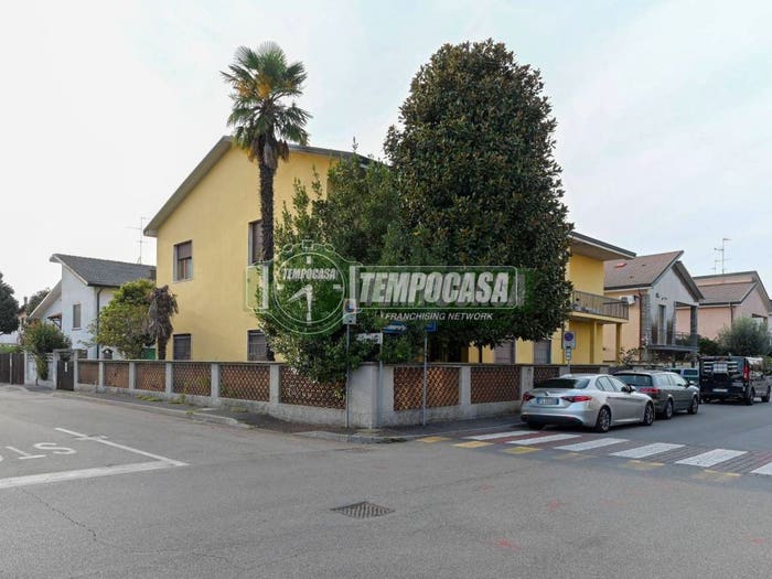 Appartamento trilocale in vendita in Via Giovanni XXIII, Caleppio, Settala