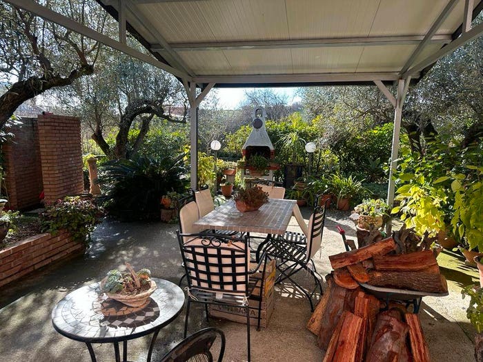 Casa con 5 locali in vendita in Via Vittorio Bachelet, Roccelletta, Borgia