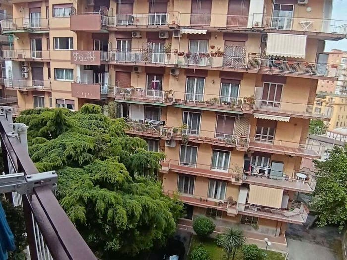 Appartamento quadrilocale in vendita in via OMODEO, Pigna Omodeo, Napoli