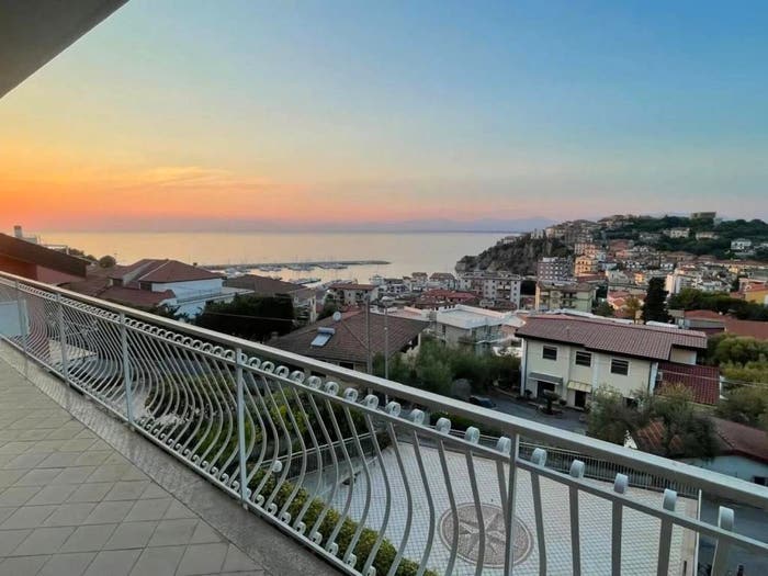 Appartamento con 5 locali in vendita in Via Giovanni Amendola, Centro, Agropoli
