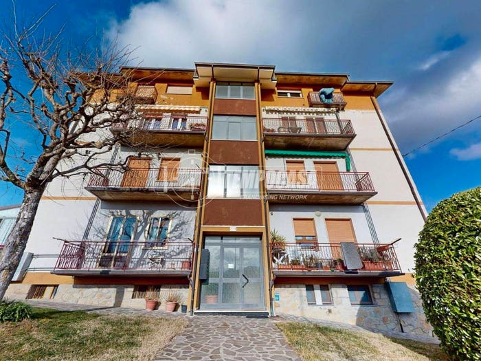 Appartamento trilocale in vendita in Via Crocetta, Centro, Montese
