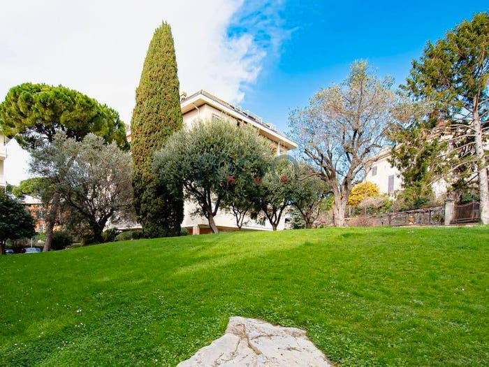 Appartamento con 6 locali in vendita in Via Paolo Boselli, Albaro, Genova