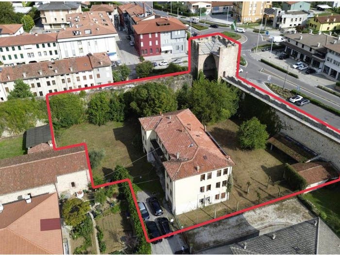 Casa con 6 locali in vendita in Corso Mazzini, Centro, Marostica