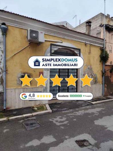 Appartamento trilocale in vendita in Via della Uva, Quartieri Settecenteschi, Foggia