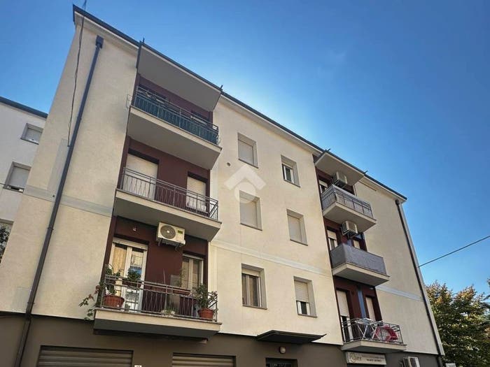 Appartamento trilocale in vendita in Via A Fontanesi, Buon Pastore Parco Amendola, Modena