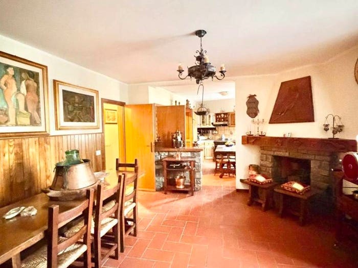 Appartamento con 5 locali in vendita in Bargecchia Corsanico, Massarosa