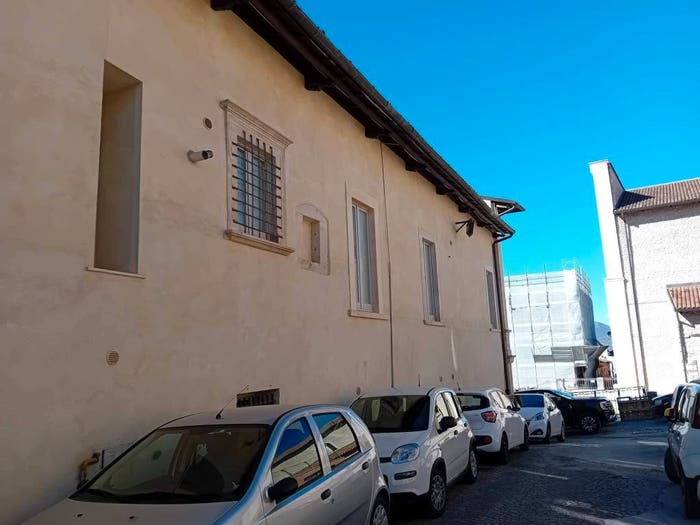 Casa con 6 locali in vendita in Via dei Guelfi, Duomo Fontana Luminosa, L'Aquila