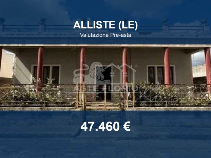 Casa bilocale in vendita in Via Birago N, Felline, Alliste