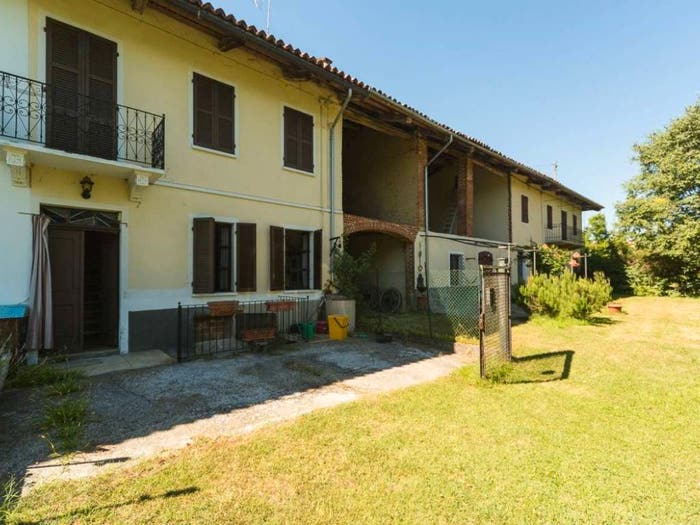 Appartamento trilocale in vendita in Strada Borgata Monina, Monina, Cerreto d'Asti