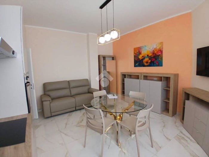 Appartamento bilocale in affitto in Via Antonio Rosmini, Centro, Ciriè