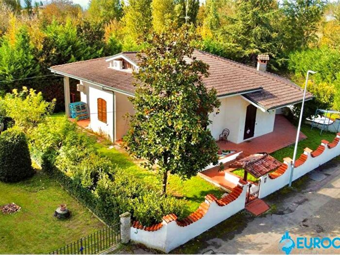 Casa con 5 locali in vendita in Via verdi, Centro, Rolo