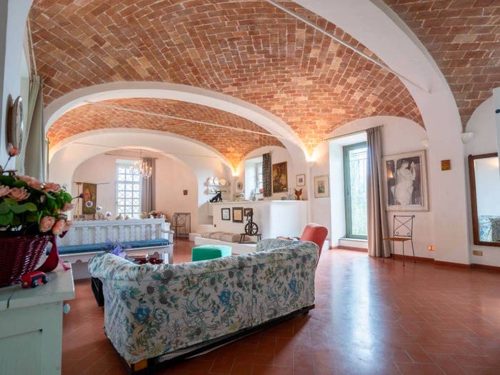 Casa con 6 locali in vendita in Viale Giosuè Carducci, Centro, Orvieto