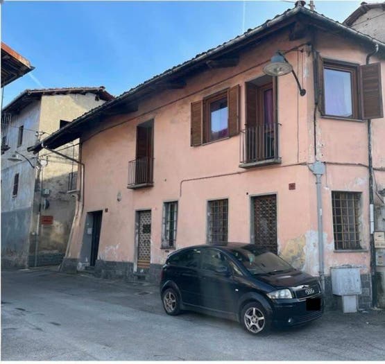 Appartamento trilocale in vendita in Via Arduino, Centro, San Martino Canavese