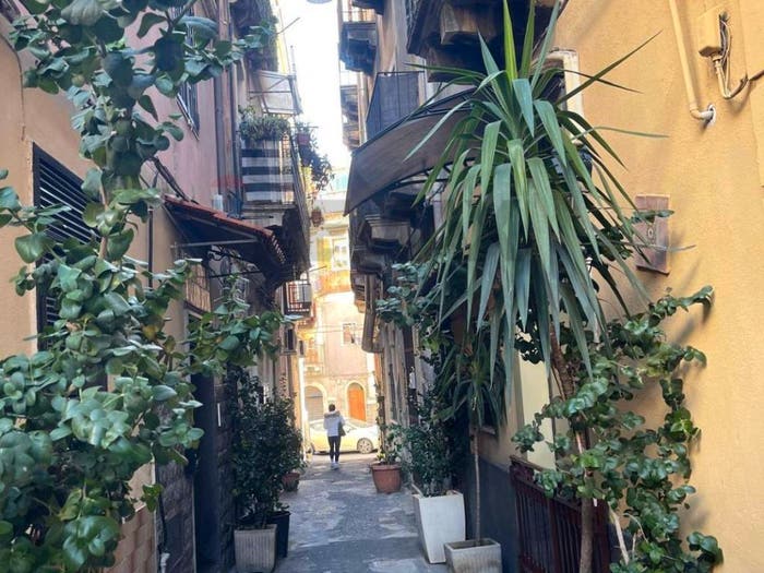 Casa quadrilocale in vendita in VIA BARBAGALLO PITTA', Palestro, Catania