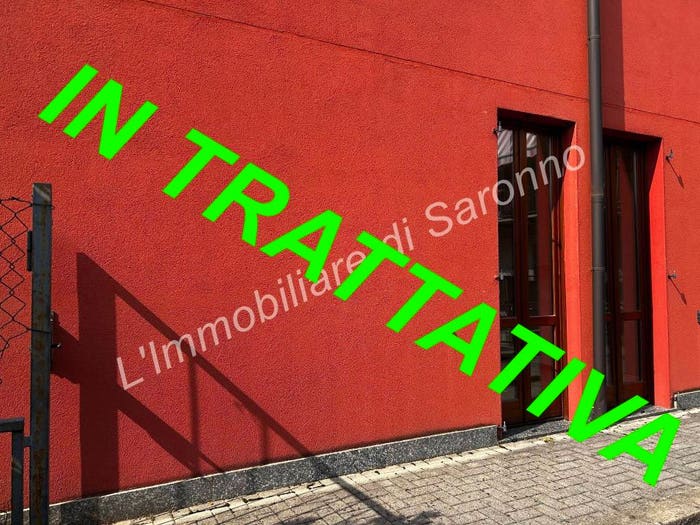 Appartamento trilocale in vendita in Via Madonna, Rovello Porro