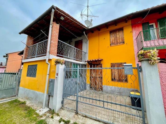 Casa quadrilocale in vendita in Via del Littorio, Oviglio