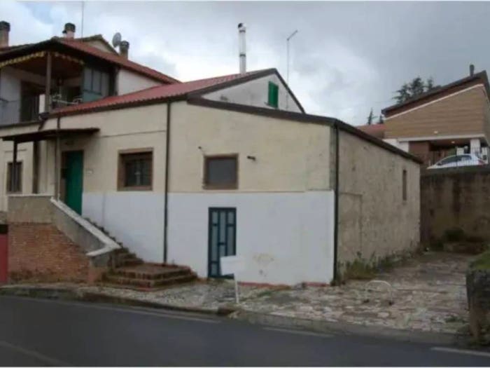 Casa con 6 locali in vendita in Corso Giuseppe Mazzini, Centro, Carolei