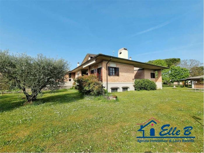 Casa con 6 locali in vendita in Centro, Romans d'Isonzo