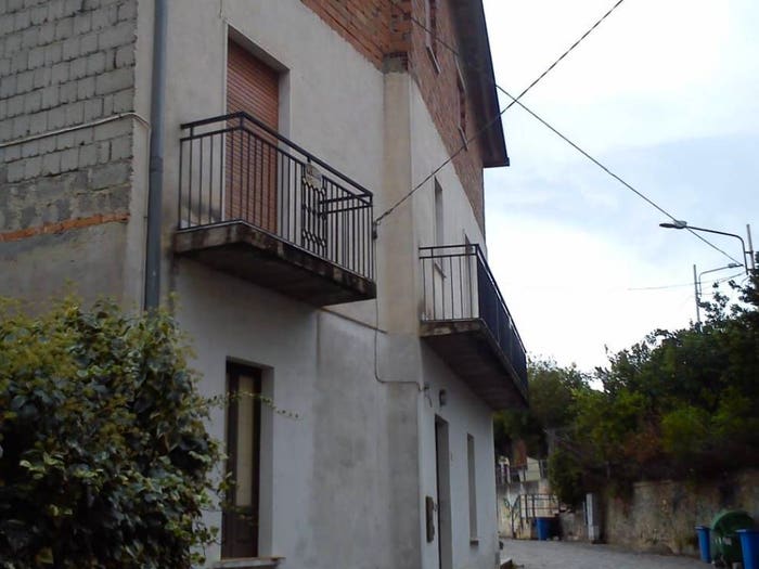 Casa con 6 locali in vendita in Via Carojanni, Tarsia