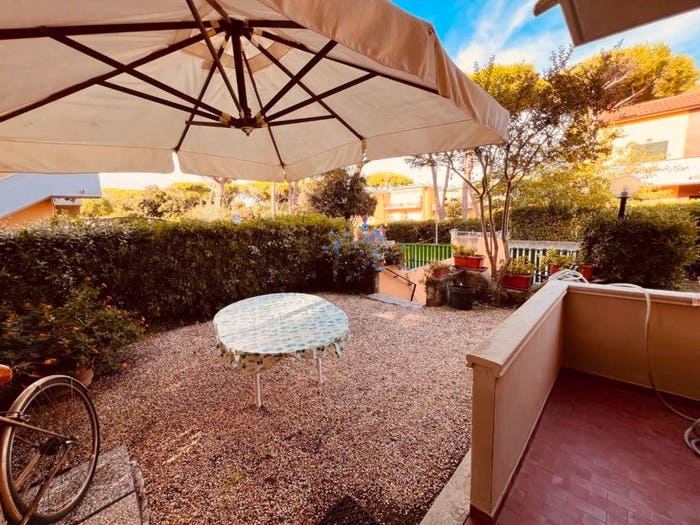Appartamento trilocale in vendita in Via del Mare, Marina Di Bibbona, Bibbona