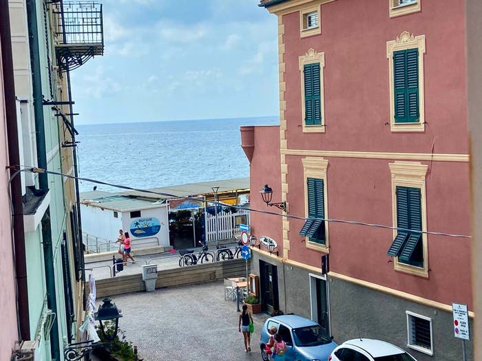 Appartamento con 5 locali in vendita in Via Nicolò Aicardi, Celle Ligure Pecorile, Celle Ligure