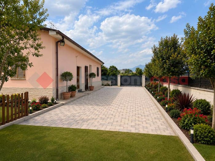 Casa trilocale in vendita in Borgo Incile, Casa Incile, Avezzano