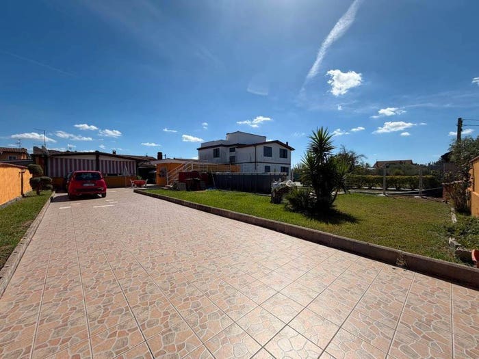 Casa con 5 locali in vendita in Via Trigno, Campo di Carne Pantanelle, Aprilia