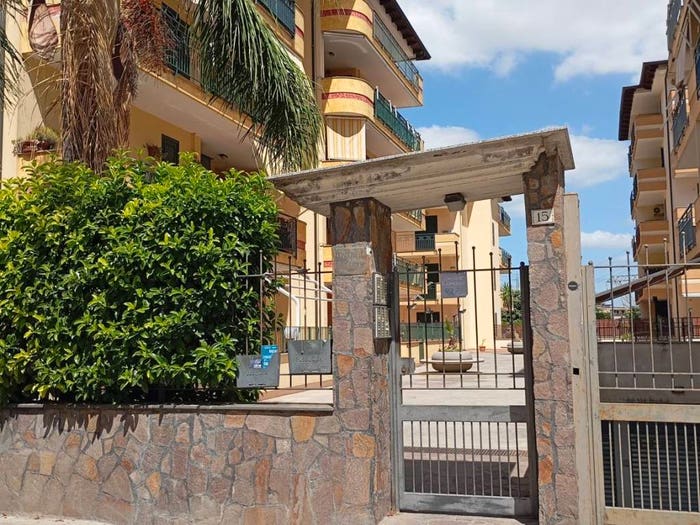 Appartamento quadrilocale in vendita in Via Giovanni Paolo II, Orta di Atella