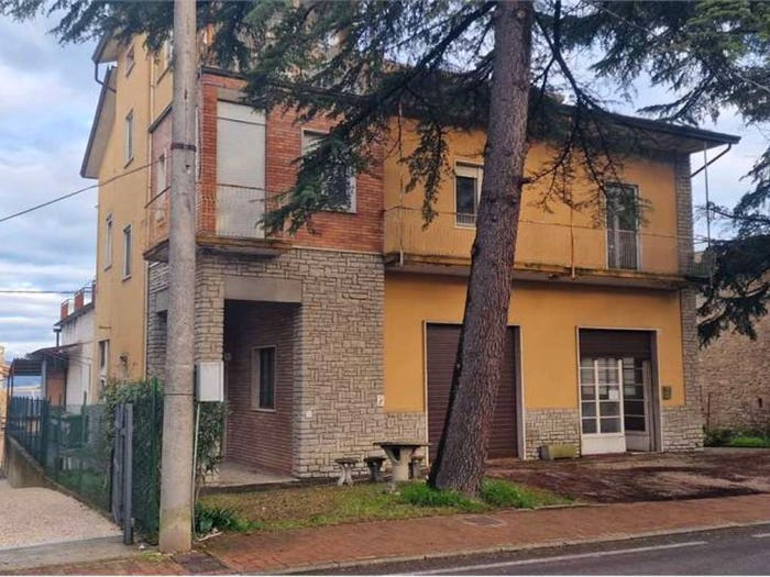 Casa quadrilocale in vendita in Strada XXIV Maggio, San Valentino, Marsciano
