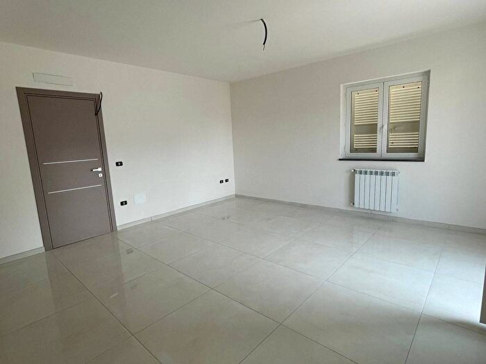 Appartamento quadrilocale in vendita in via Madonna delle Grazie, Madonna delle Grazie, Giugliano in Campania
