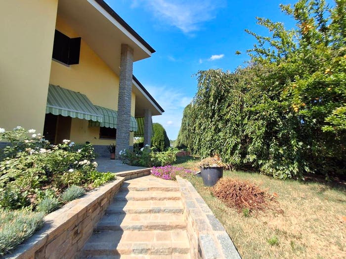 Casa con 6 locali in vendita in Via Giovanni Falcone, Stadio, Asti