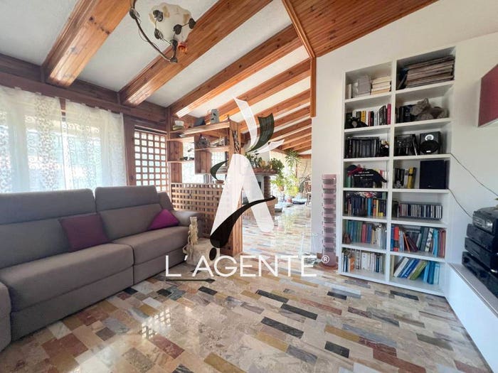 Casa con 6 locali in vendita in Via Cavinello Ovest, Centro, Pianiga